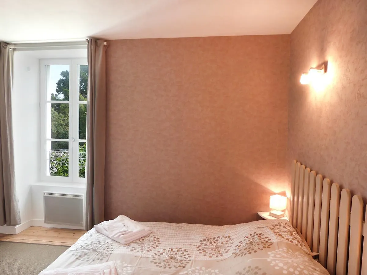 グロワ Au Repos De La Montee Bed & Breakfast