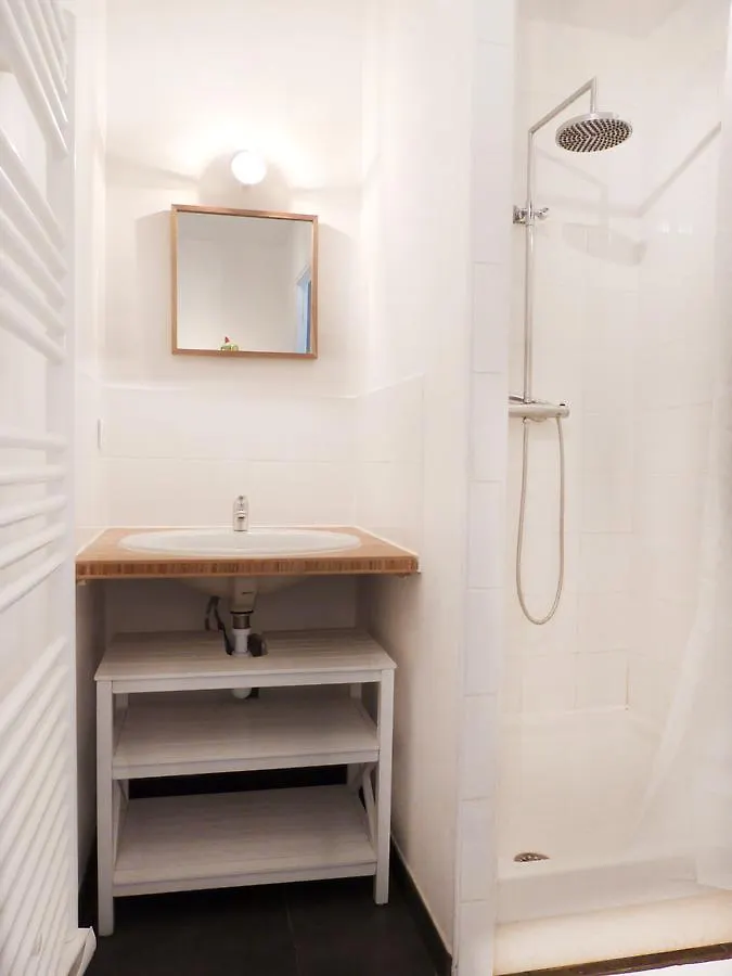 グロワ Au Repos De La Montee Bed & Breakfast